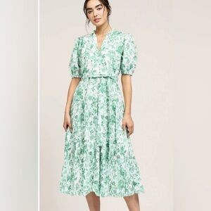 Current Air Midi Pleated Tiered Dress Size Small Floral Green Short Puff Sleeve